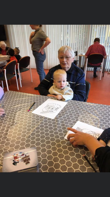 jong en oud ontmoet elkaar!